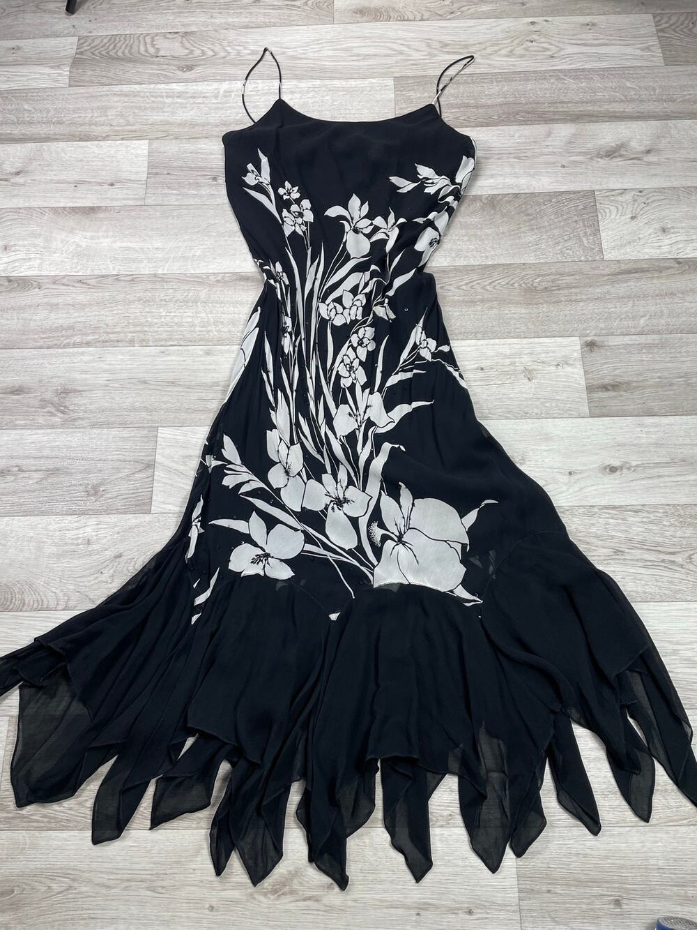 🔥VTG Y2K Bias Cut Black White Floral Asymmetrical Dress Whimsigoth Fairy Goth